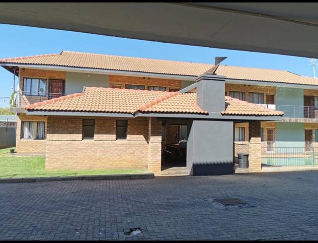 2 BEDROOM PROPERTY TO RENT IN DIE BULT